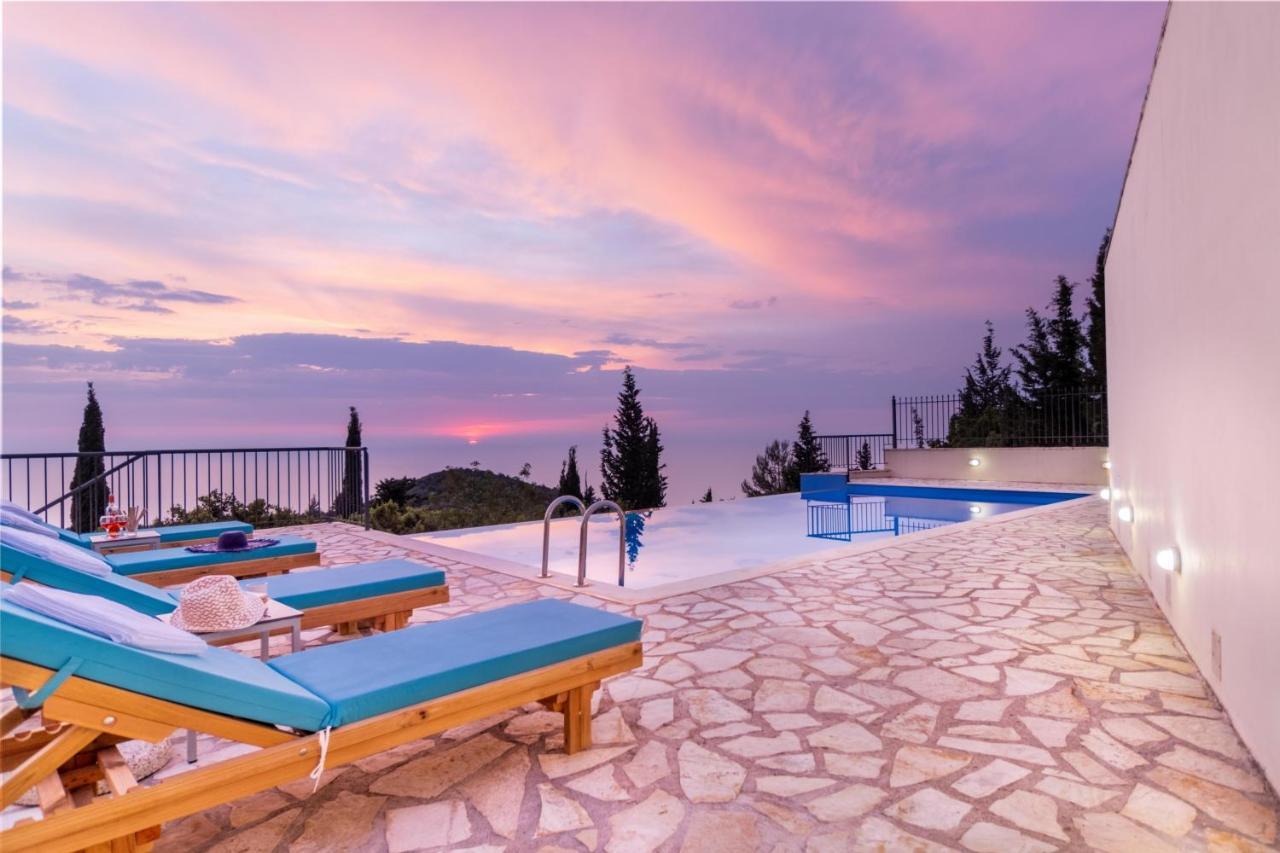 Sapphire Blue Villa Kalamítsi エクステリア 写真