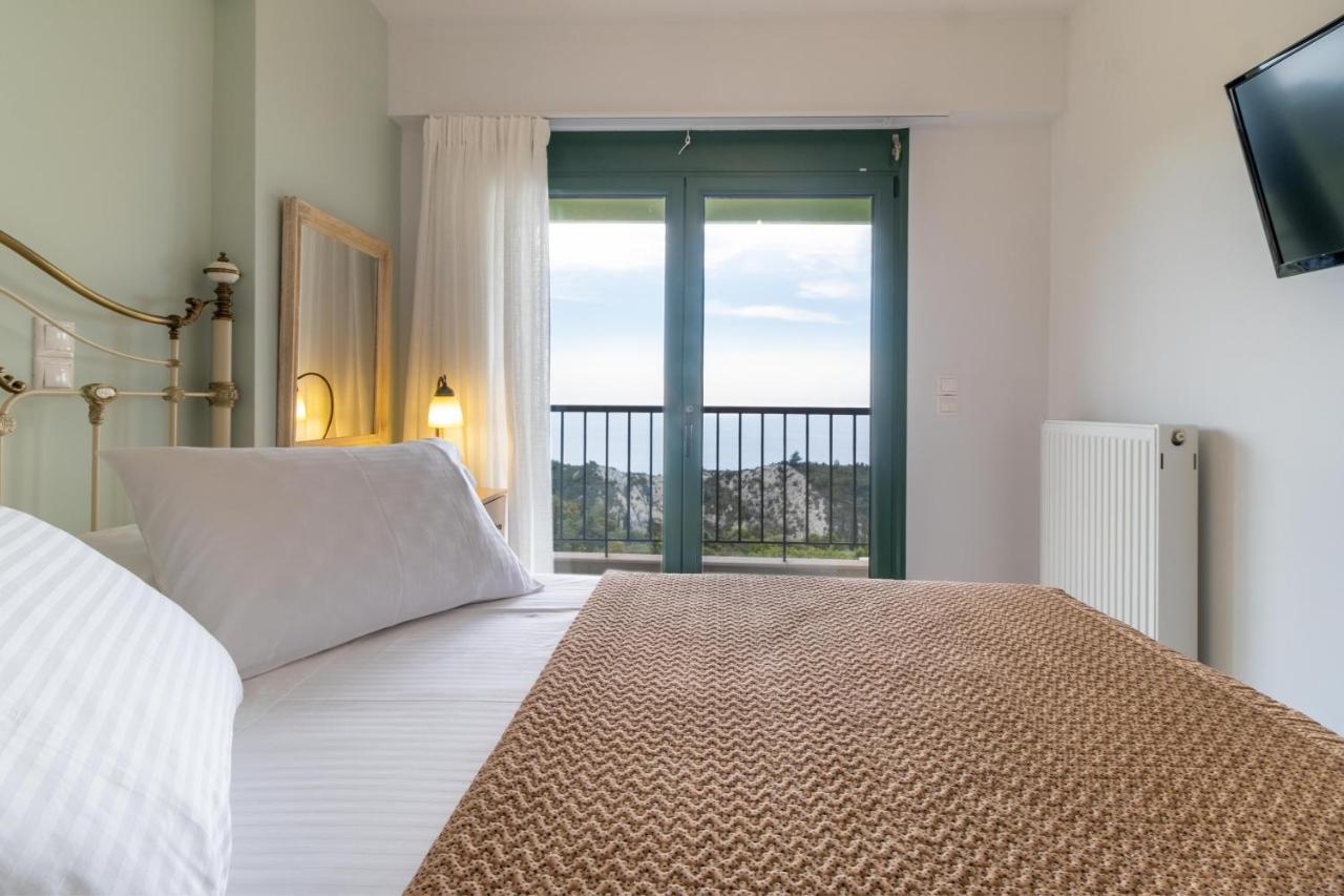 Sapphire Blue Villa Kalamítsi エクステリア 写真